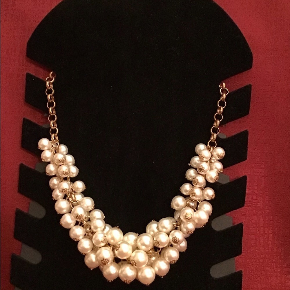 Gorgeous pearl necklace